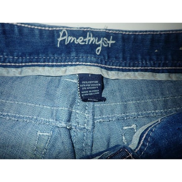 Amethyst Crop Jeans Junior Size 7 Blue Top Stitch Medium Wash Stretch Distressed - Picture 2 of 4